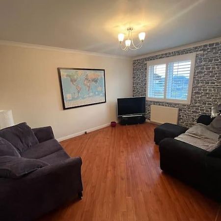 Lovely Entire 2 Bedroom Apartment Monifieth Kültér fotó