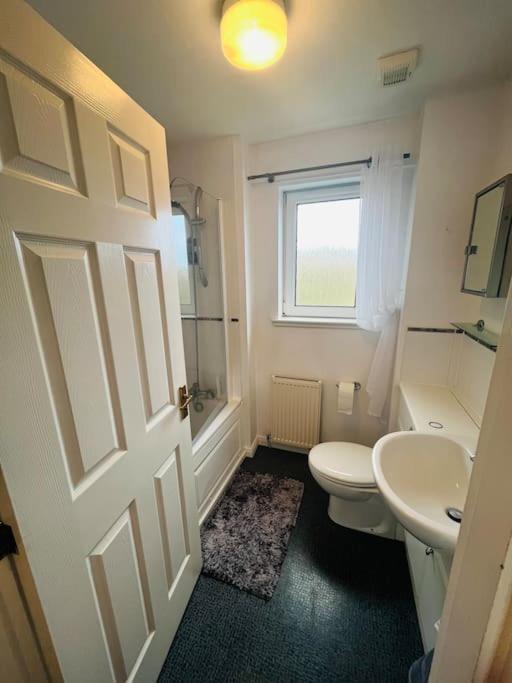 Lovely Entire 2 Bedroom Apartment Monifieth Kültér fotó